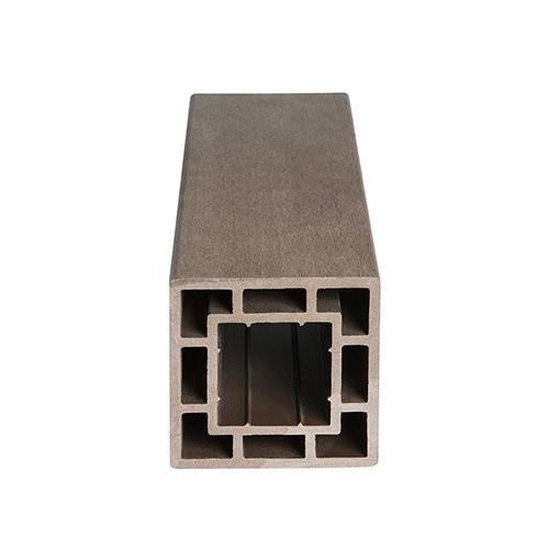 Столб для ограждения CM Decking 120х120 из мербау купить в Цандрыпш