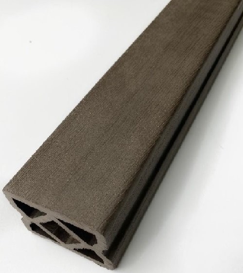 Перила верхние и нижние 66x55x4000 из дерева и пластика купить в Цандрыпш